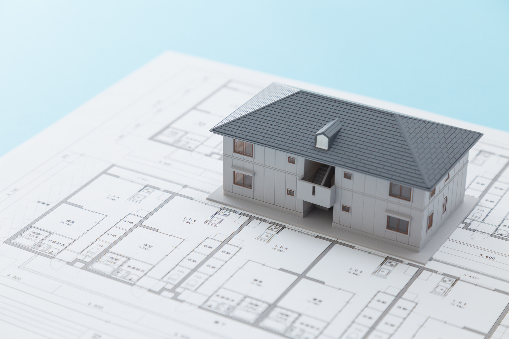 賃貸オーナーは知っておきたい既存不適格と違法建築
